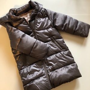 Toddler girl’s puffer coat.